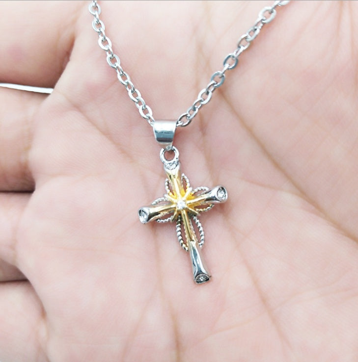 Octagonal Star Cross Alloy Pendant - Steellady